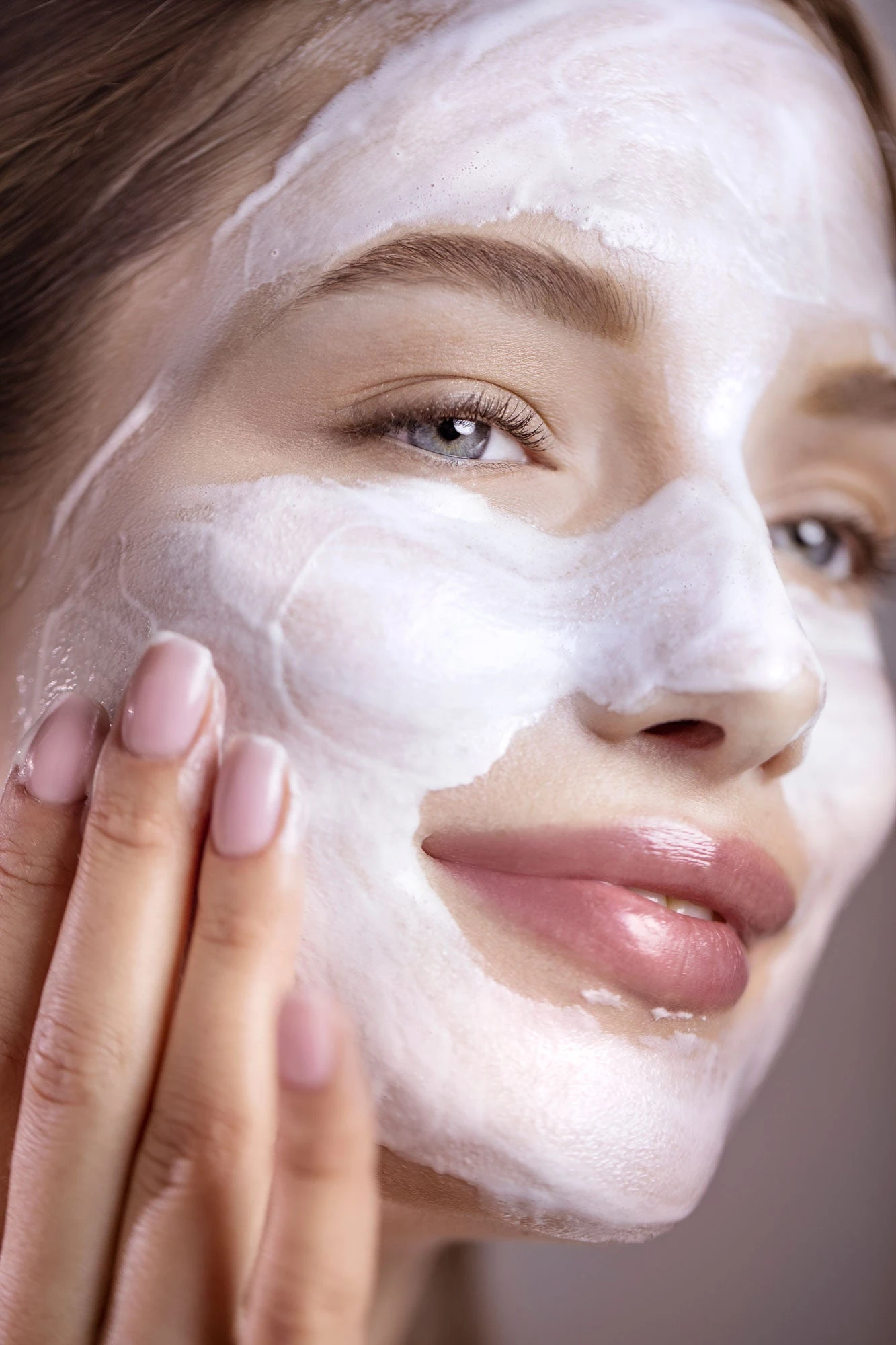 Phyto-Blanc Brightening Cleansing Foam-In Cream 4 Phyto-Blanc Brightening Cleansing Foam-In Cream - Image 2